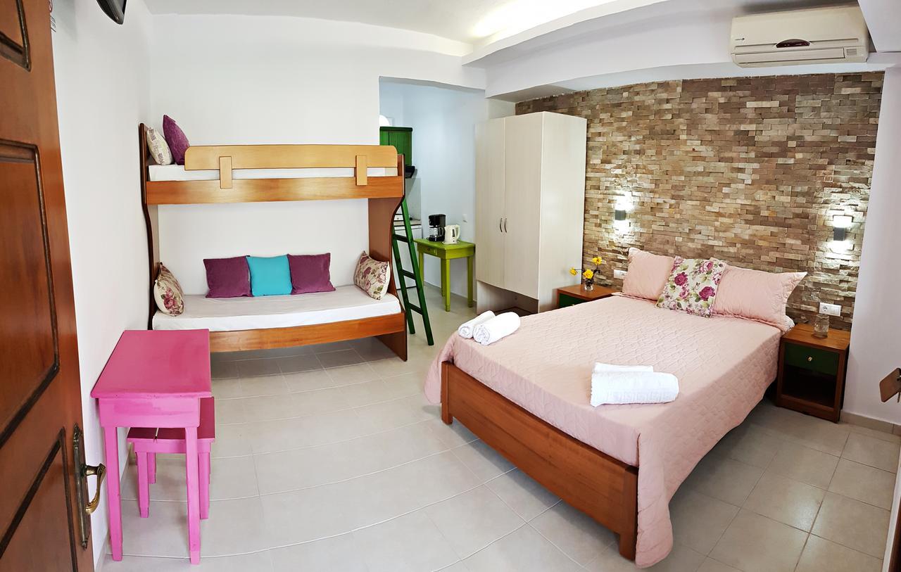 Efrosini Hotel Apartments & Studios Paralia Pantaleimonos Luaran gambar