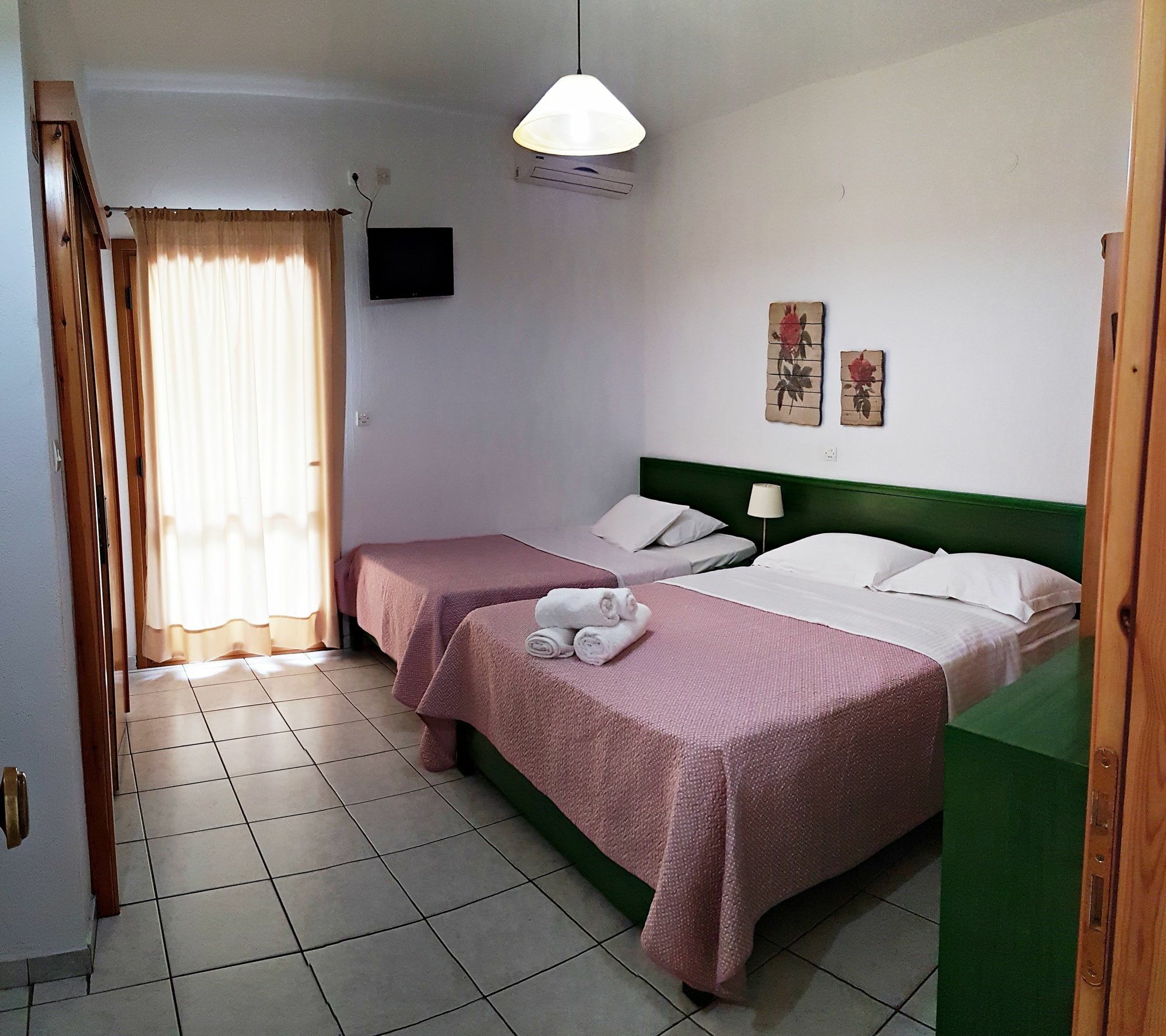 Efrosini Hotel Apartments & Studios Paralia Pantaleimonos Luaran gambar